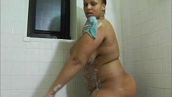 THICK BLACK BBW TAKES A SHOWER TWERKING AND RUBBING ON HER FAT PUSSY